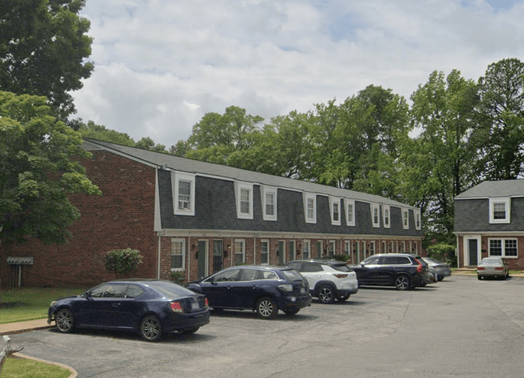 Property managed by Sterling Management Corp. of VA LLC