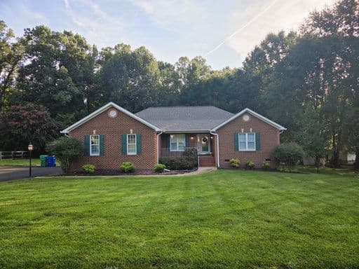 4206 Tweedsmuir Road , Moseley, VA 23120