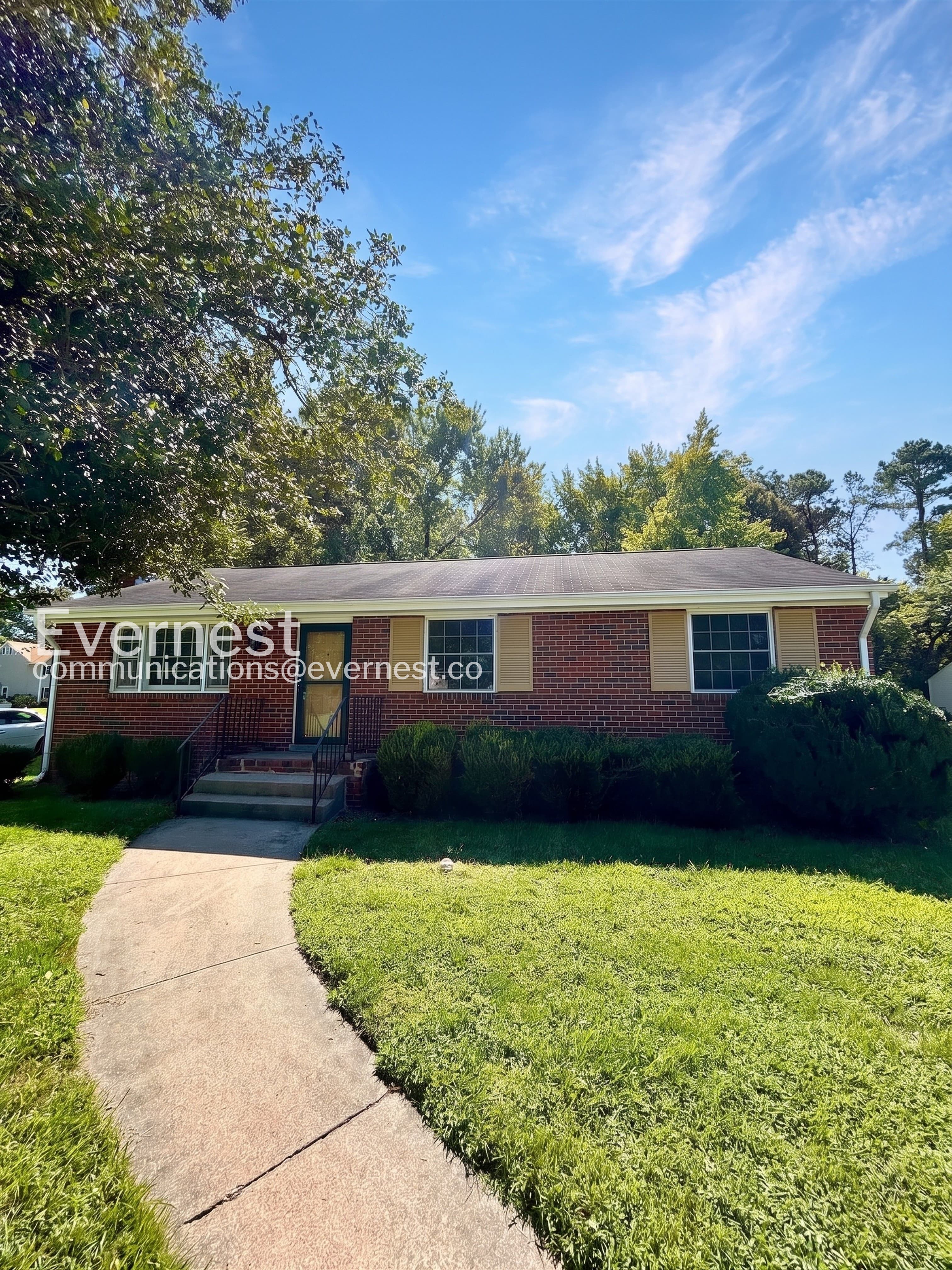 10813 Bluebell Dr, Henrico, VA 23060