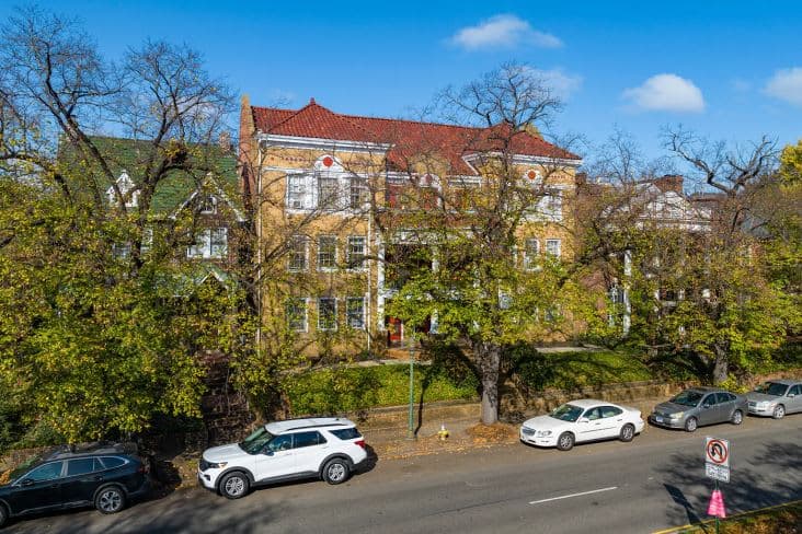 215 South Arthur Ashe Blvd, Apt 215-04, Richmond, VA 23220