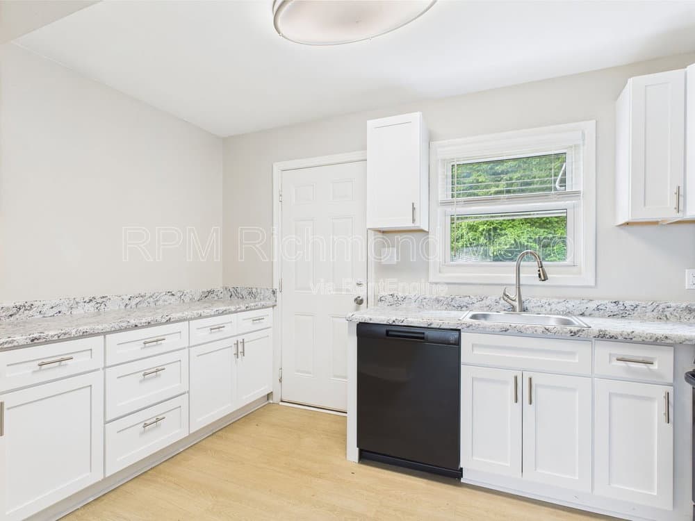 10 West 27th St #V, Richmond, VA 23225