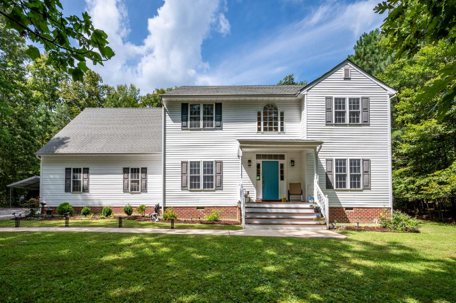 2281 Genito West Court, Moseley, 23120