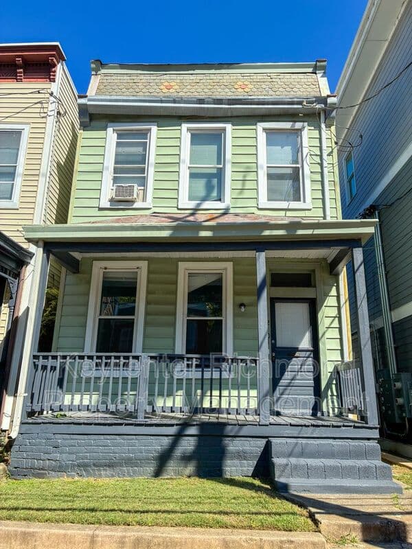 2104 West Cary Street, Richmond, VA, 23220