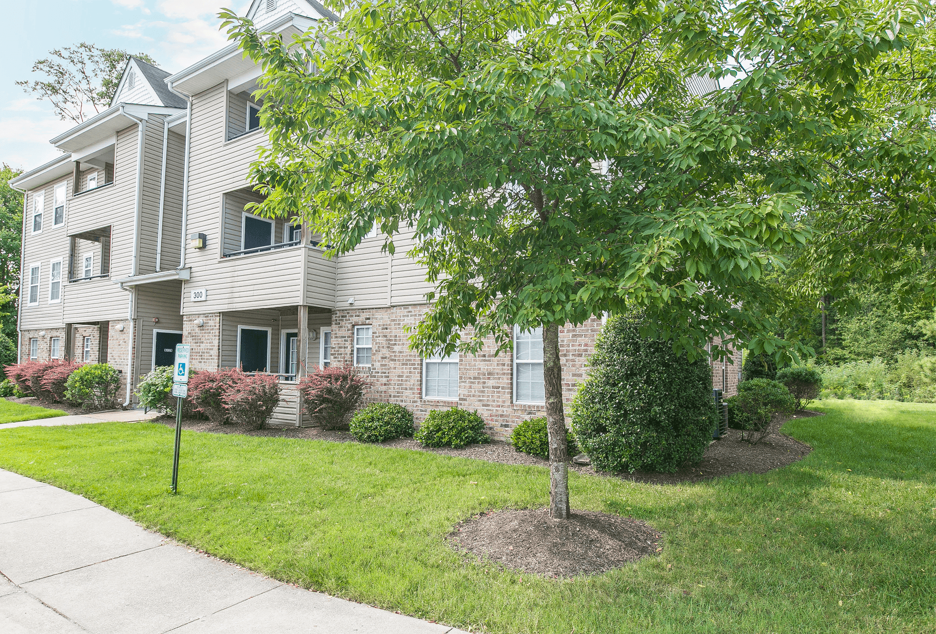 Property managed by Laramar Communities
